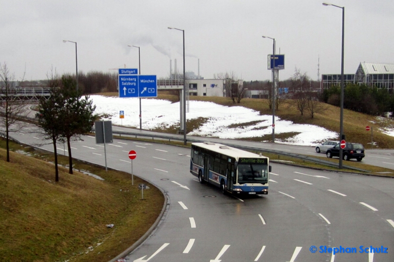 Autobus Oberbayern M-AU 2608 | Werner-Heisenberg-Allee