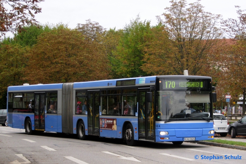 Autobus Oberbayern M-AU 2624 | Paul-Hindemith-Allee