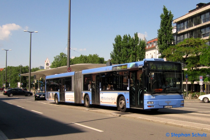 Baumann M-JJ 7321 | Münchner Freiheit