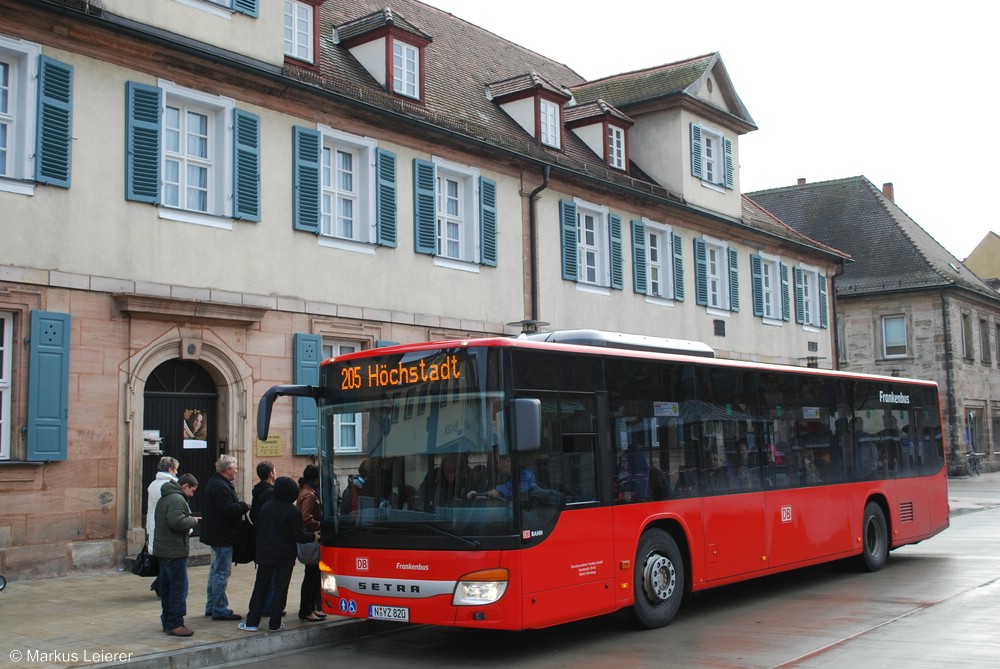 N-YZ 820 | ER-Bahnhofplatz