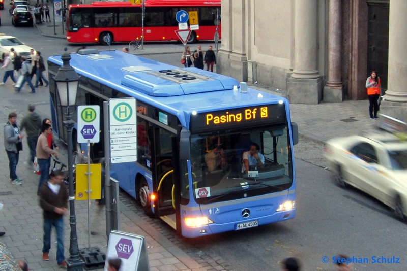 Autobus Oberbayern M-AU 4505 | Marienplatz