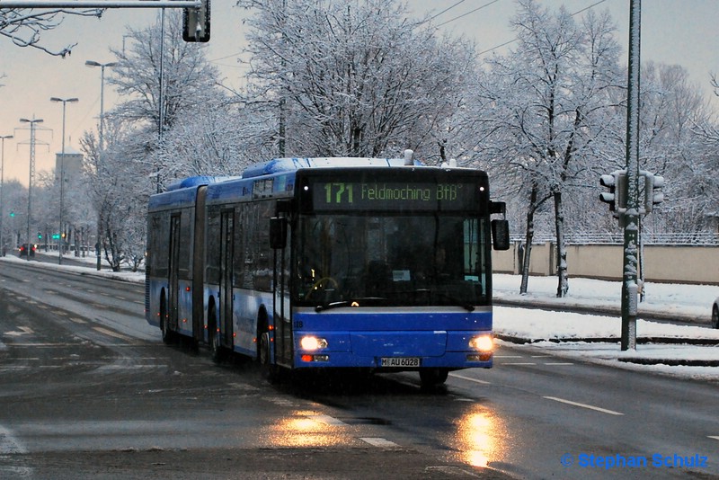 Autobus Oberbayern M-AU 6028 | Werner-Egk-Bogen