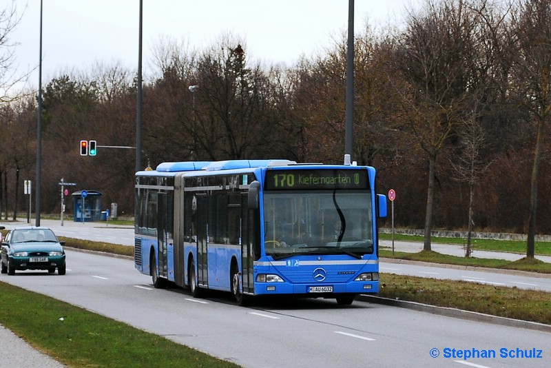 Autobus Oberbayern M-AU 6032 | Paul-Hindemith-Allee