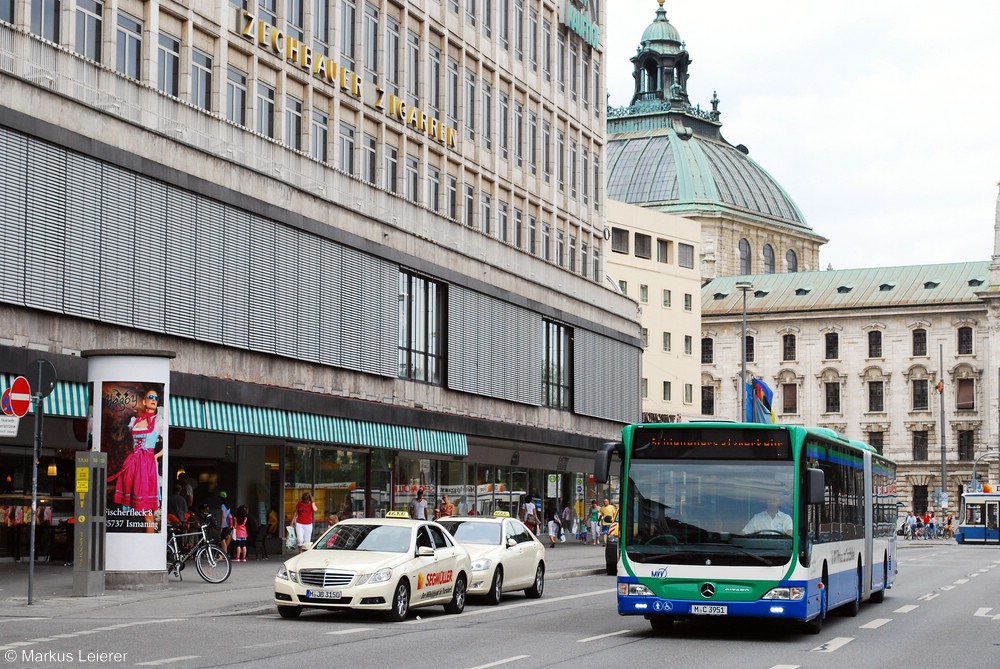 M-C 3951 | Karlsplatz Stachus