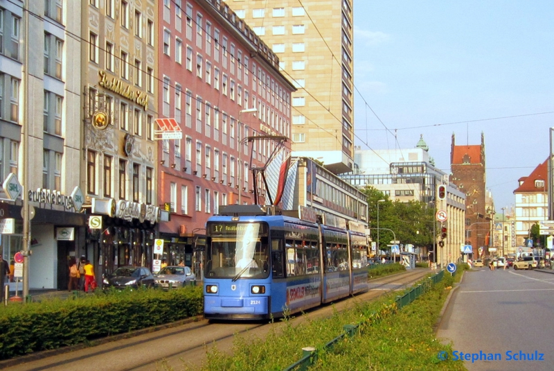 MVG 2124 (R2.2Mod) | Hauptbahnhof Nord/Arnulfstraße