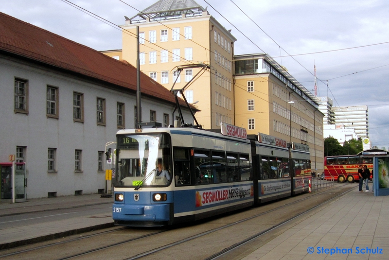 MVG 2157 (R2.2) Hackerbrücke