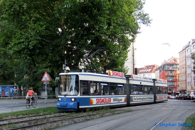 MVG 2158 (R2.2) | Sendlinger Tor