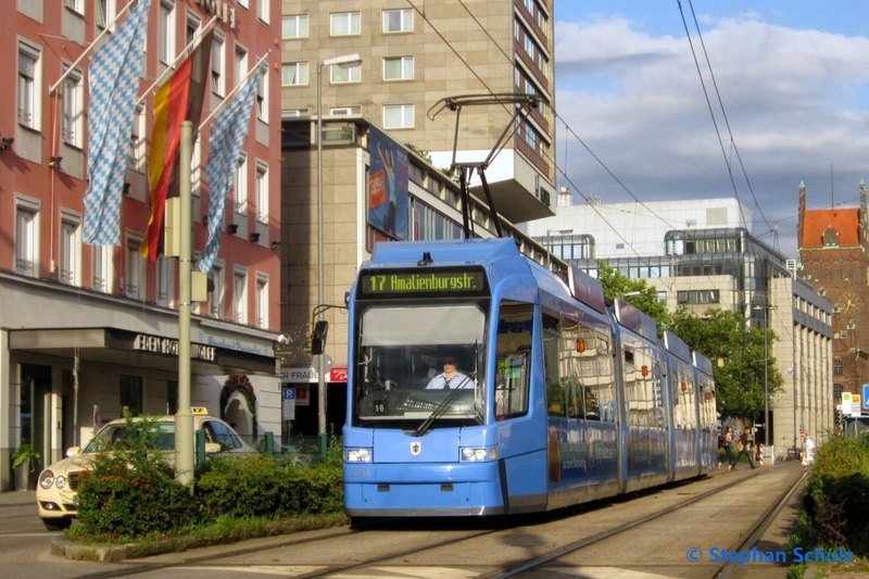 MVG 2215 (R3.3) | Hauptbahnhof Nord/Arnulfstraße