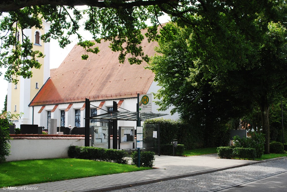 Haltestelle: Ebenhausen-Kirche