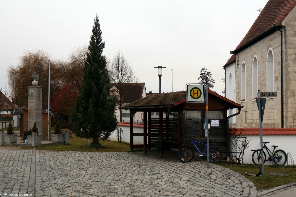 Haltestelle: Ilmendorf, Dorfplatz