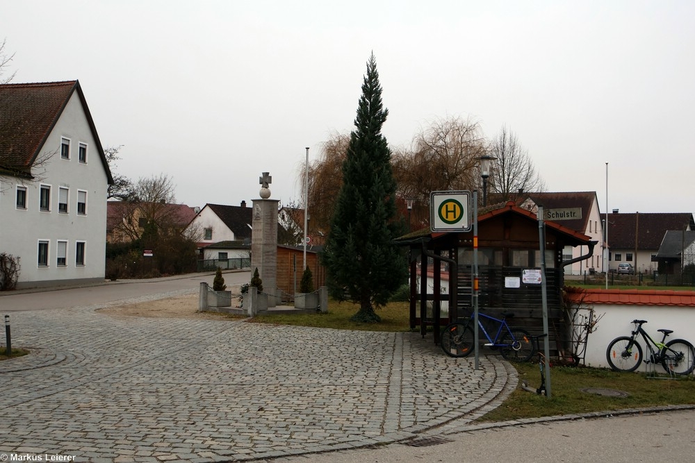 Haltestelle: Ilmendorf, Dorfplatz