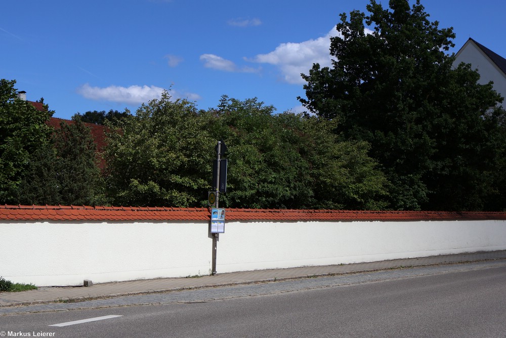 Haltestelle: Pörnbach, Schloßplatz