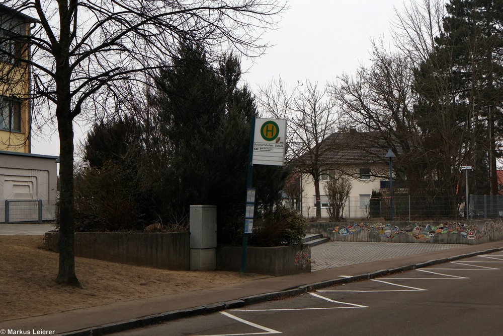 Haltestelle: Reichertshofen, Grund- und Mittelschule