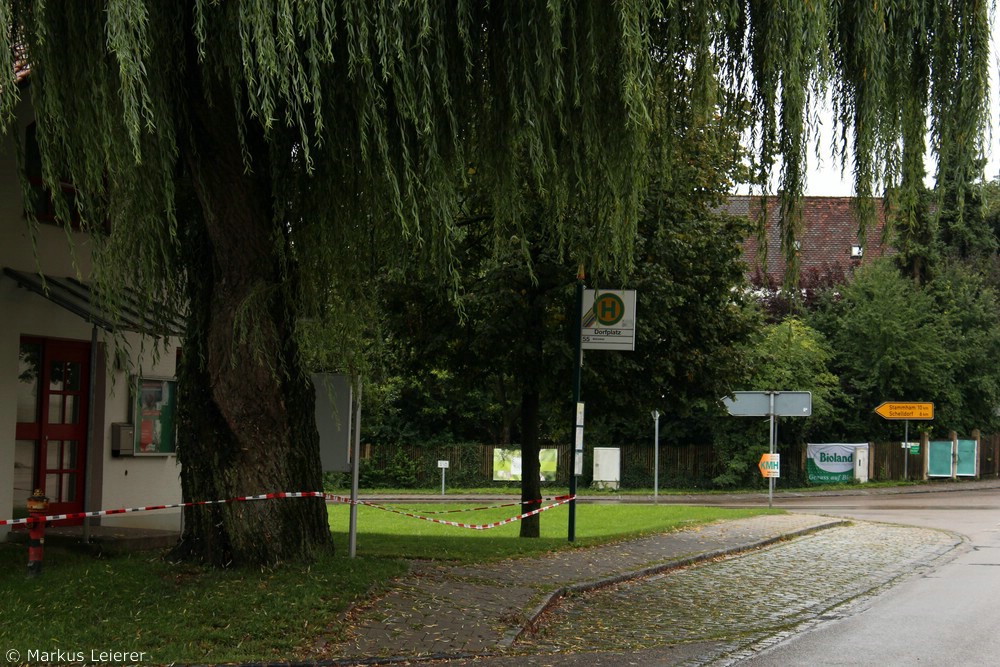 Haltestelle: Böhmfeld, Dorfplatz