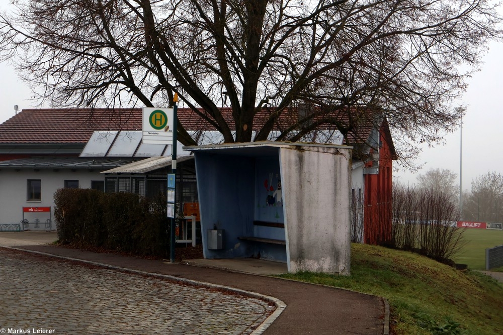 Haltestelle: Böhmfeld, Sportplatz