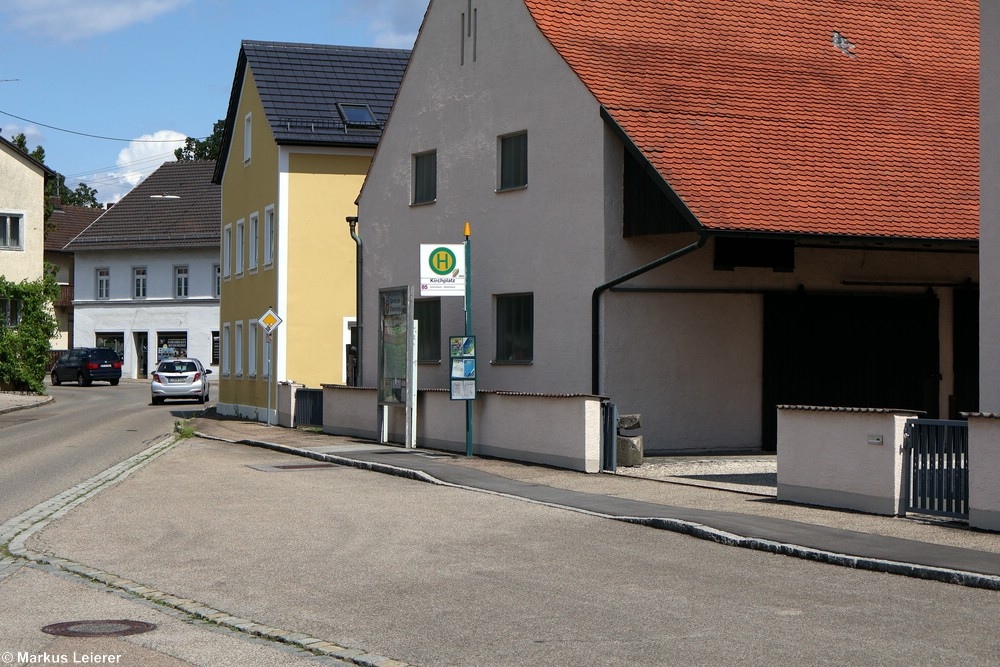 Haltestelle: Kirchplatz