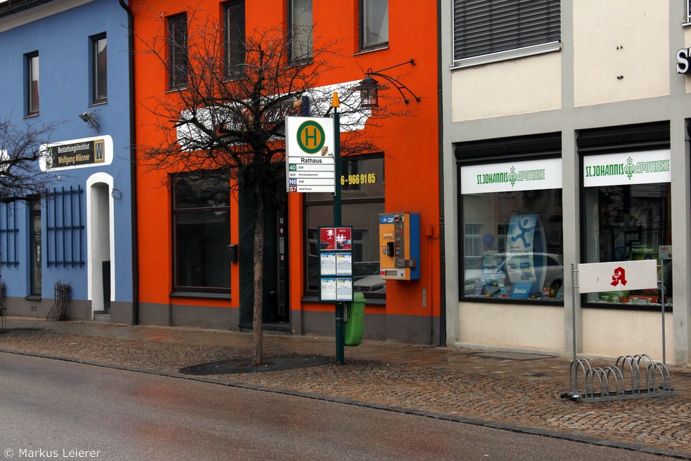 Haltestelle: Kösching, Rathaus