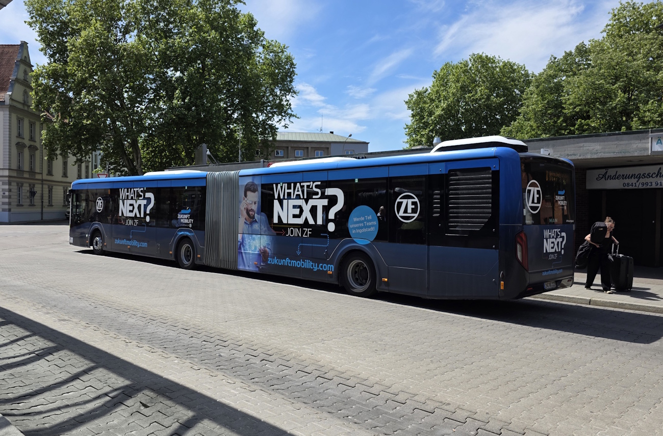 IN-VG 2228 | Z O B - Bussteig 1