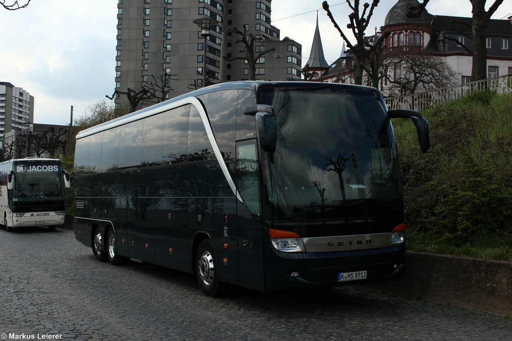 K-HS 8911 | Köln, Busparkplatz Konrad-Adenauer-Ufer/An der Bastei