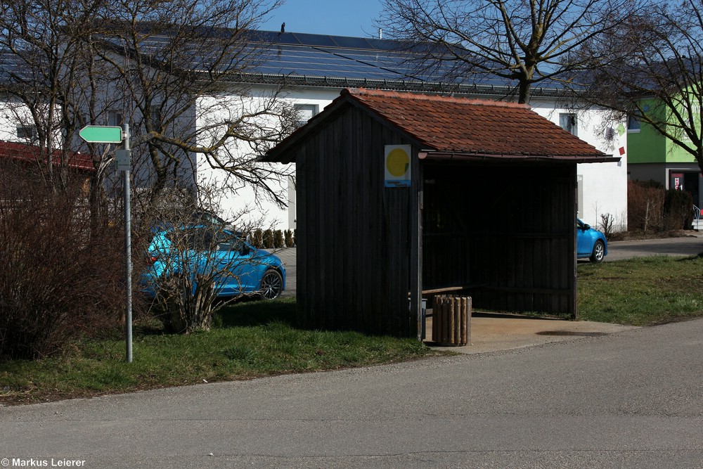 Haltestelle: Rödenhof, Raiffeisenbank