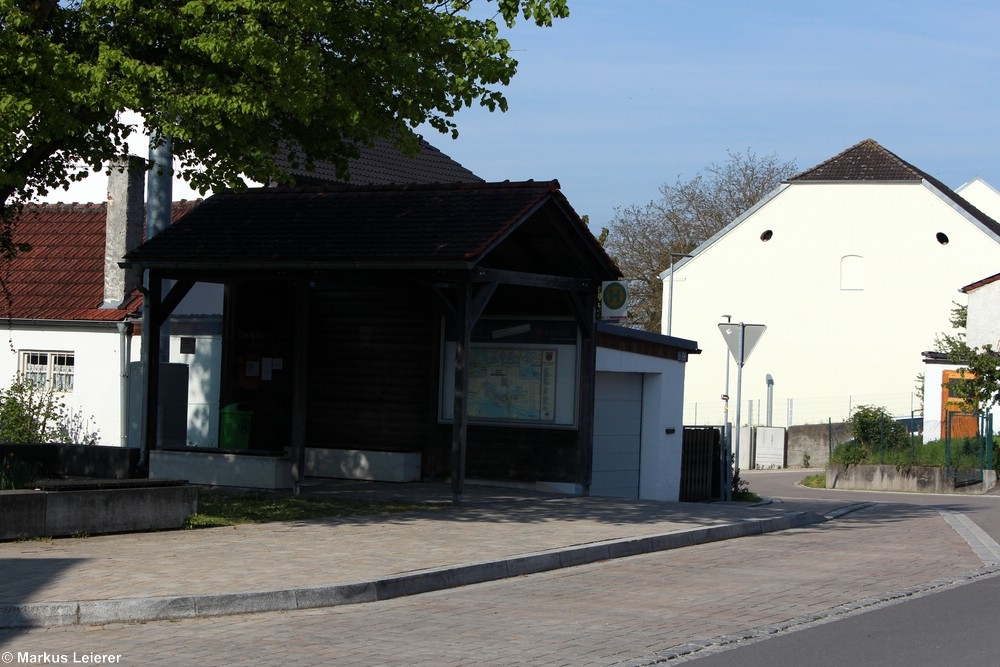 Haltestelle: Wolkertshofen, Kirchstraße