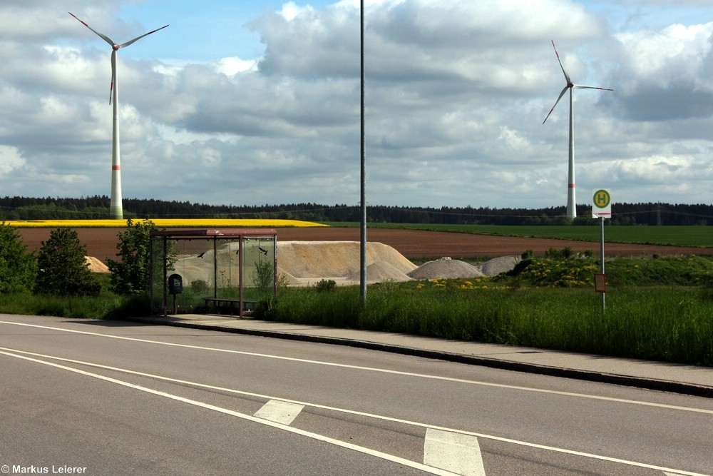 Haltestelle: Denkendorf, Abzw. Dörndorf (RBA) / Dörndorf, Am Kreisverkehr (VGI)