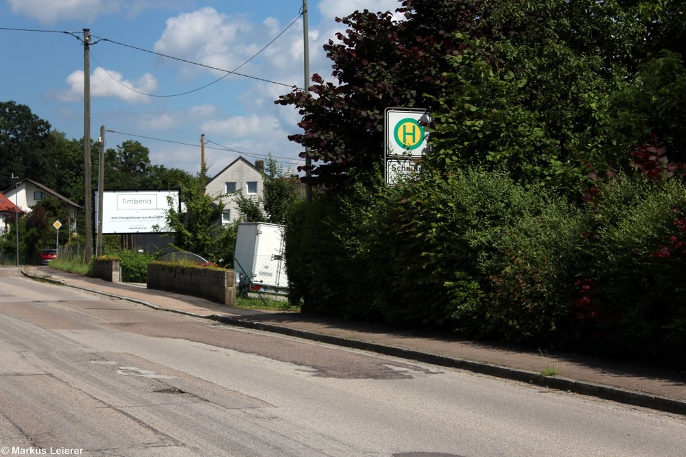 Haltestelle: Jebertshausen, Bushaltestelle Auerbergstr. / Amselweg