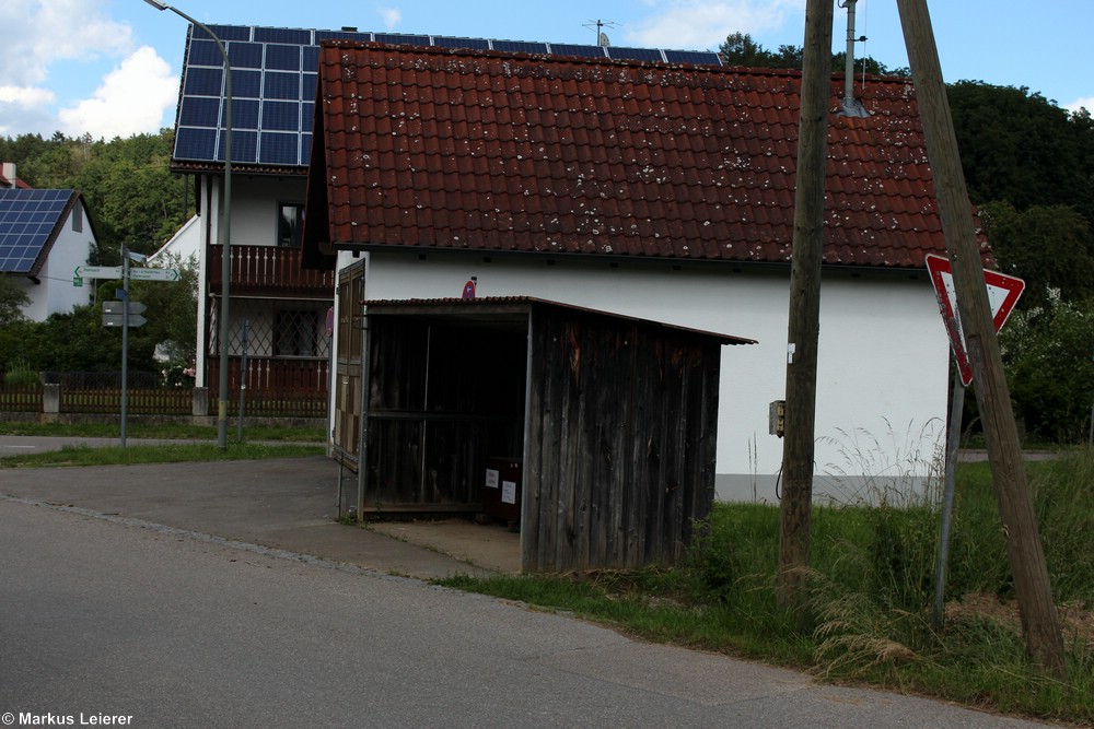 Haltestelle: Larsbach, Bushaltestelle