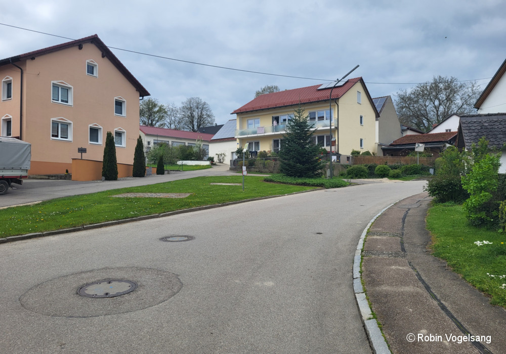 Haltestelle: Unterstall, Egweiler Straße / Ortsring (JVB), Unterstall, Egweiler Straße (VGI)