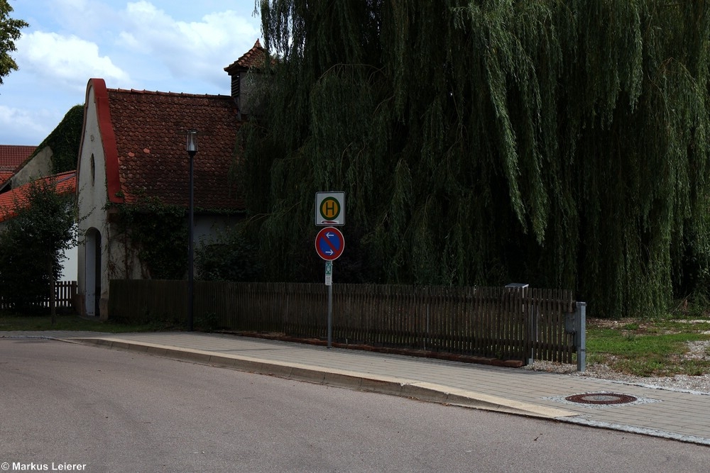 Haltestelle: Straß, Kirche