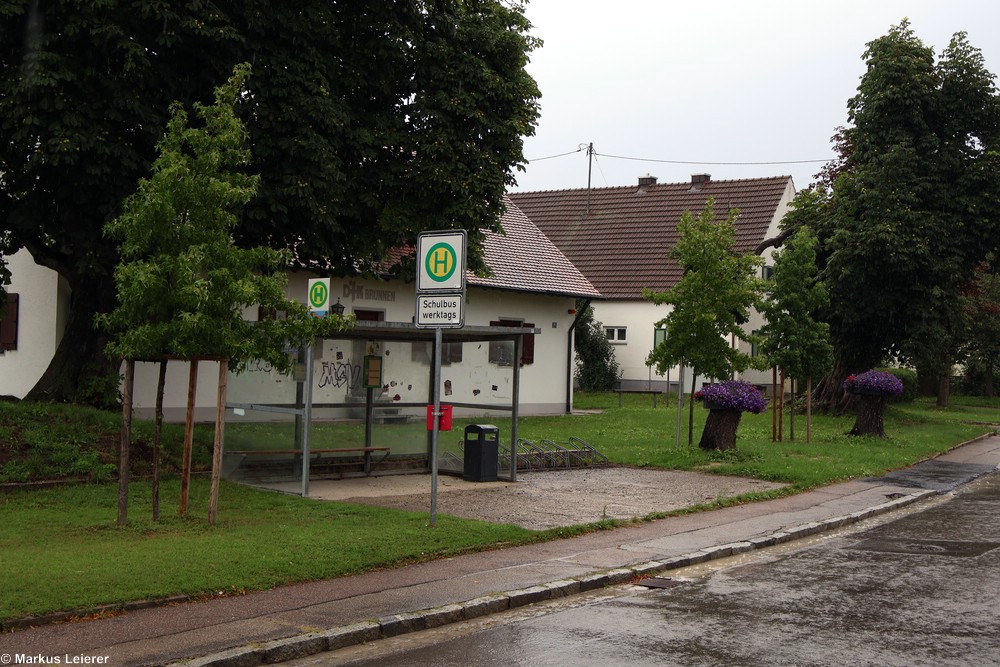 Haltestelle: Brunnen, Sportplatz