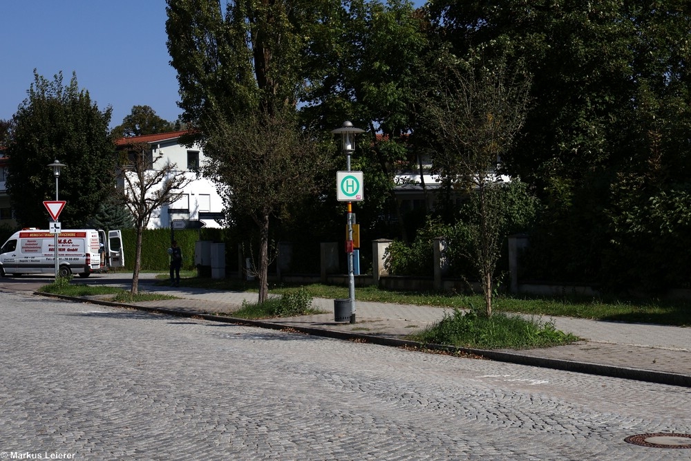 Haltestelle: Neuburg, Wirtschaftsschule
