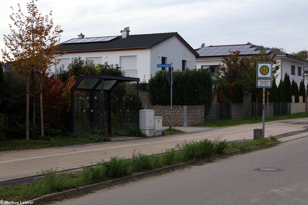 Haltestelle: Neuburg, Heckenweg (Stadtbus), Heinrichsheim, Heckenweg (VGI)
