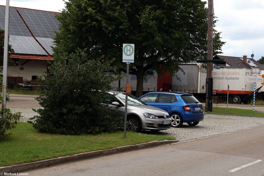 Haltestelle: Peutenhausen, Hauptstraße