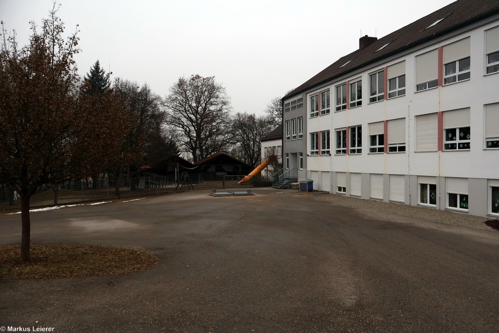 Haltestelle: Pörnbach, Grundschule