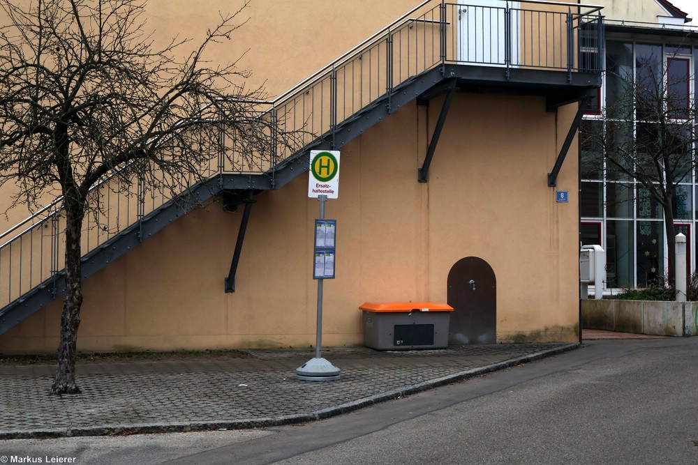 Haltestelle: Langenbruck, Grundschule