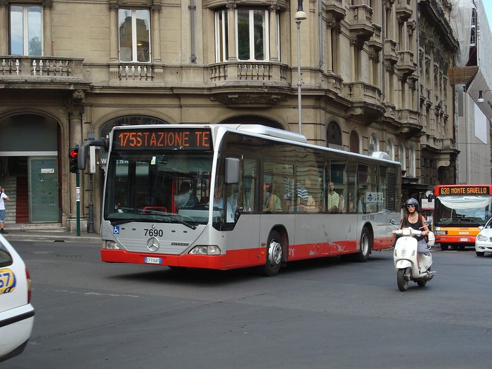 KOM 7690 Richtung Termini