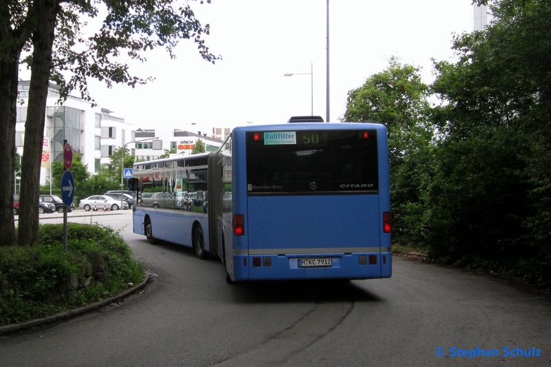 Hadersdorfer M-KC 7912 | Unterföhring, Feringastraße Ost