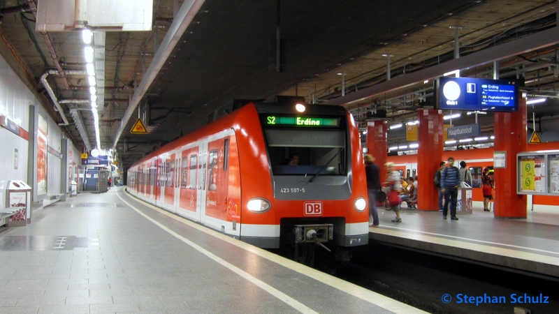 Alstom 423 587 | Hauptbahnhof (Tief)