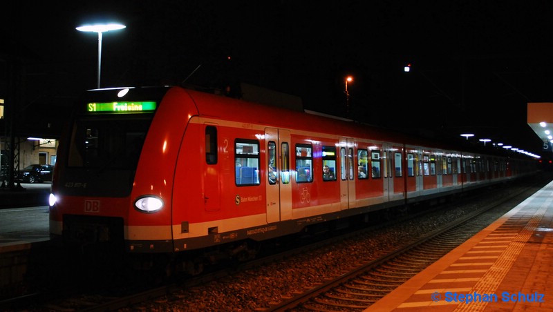 Alstom 423 817 | Moosach