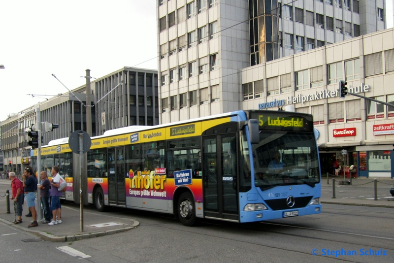 SWU 121 | UL.-Hauptbahnhof